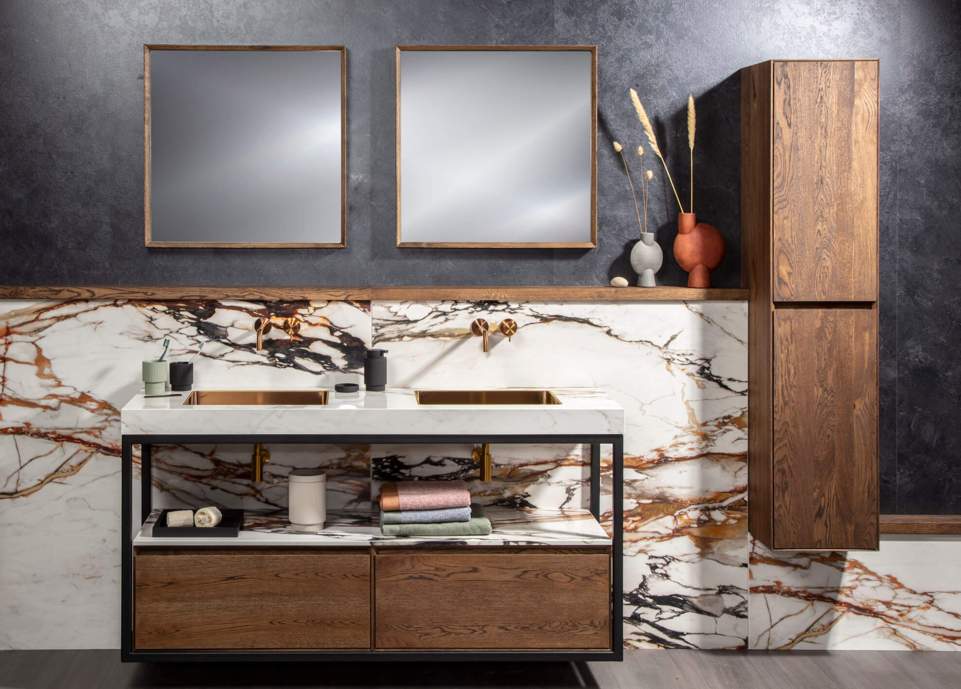 badkamer trend Rural Chic met marmer en hout